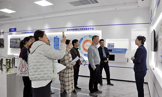 农业村落部规划设计钻研院调研组莅临新葡的京集团350vip8888集团发展种业规划钻研调研